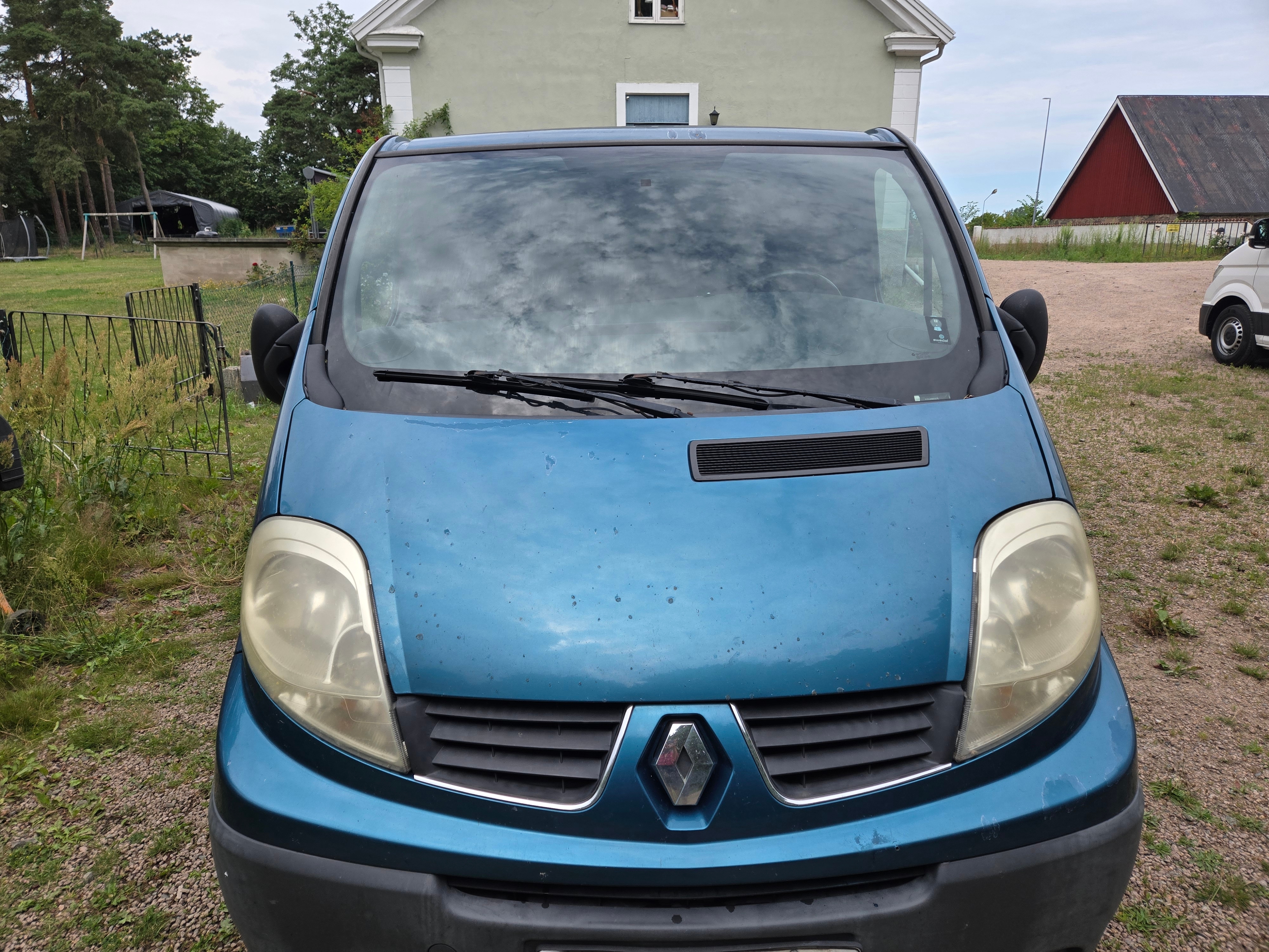 Renault Trafic 2.0 dCi 115 2008, bild 2/4