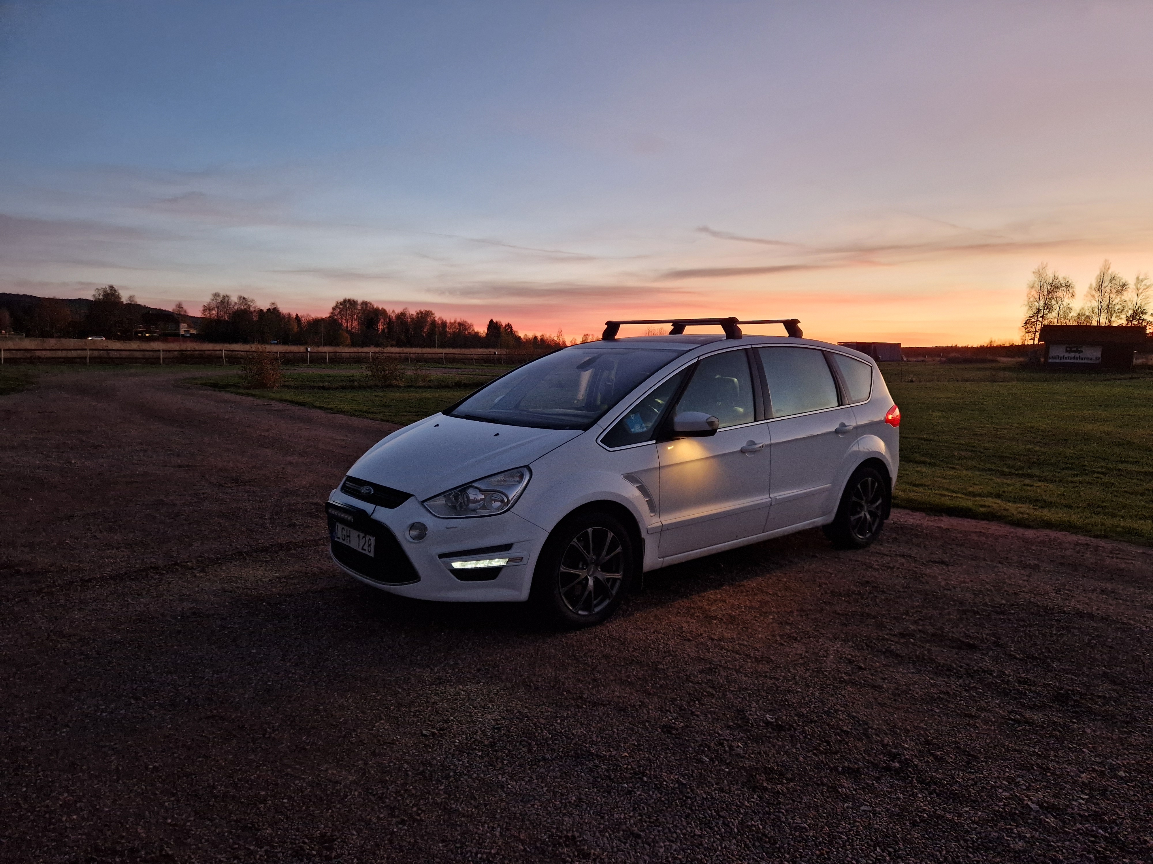 Ford S-MAX 2.0 TDCi 2011, bild 2/6