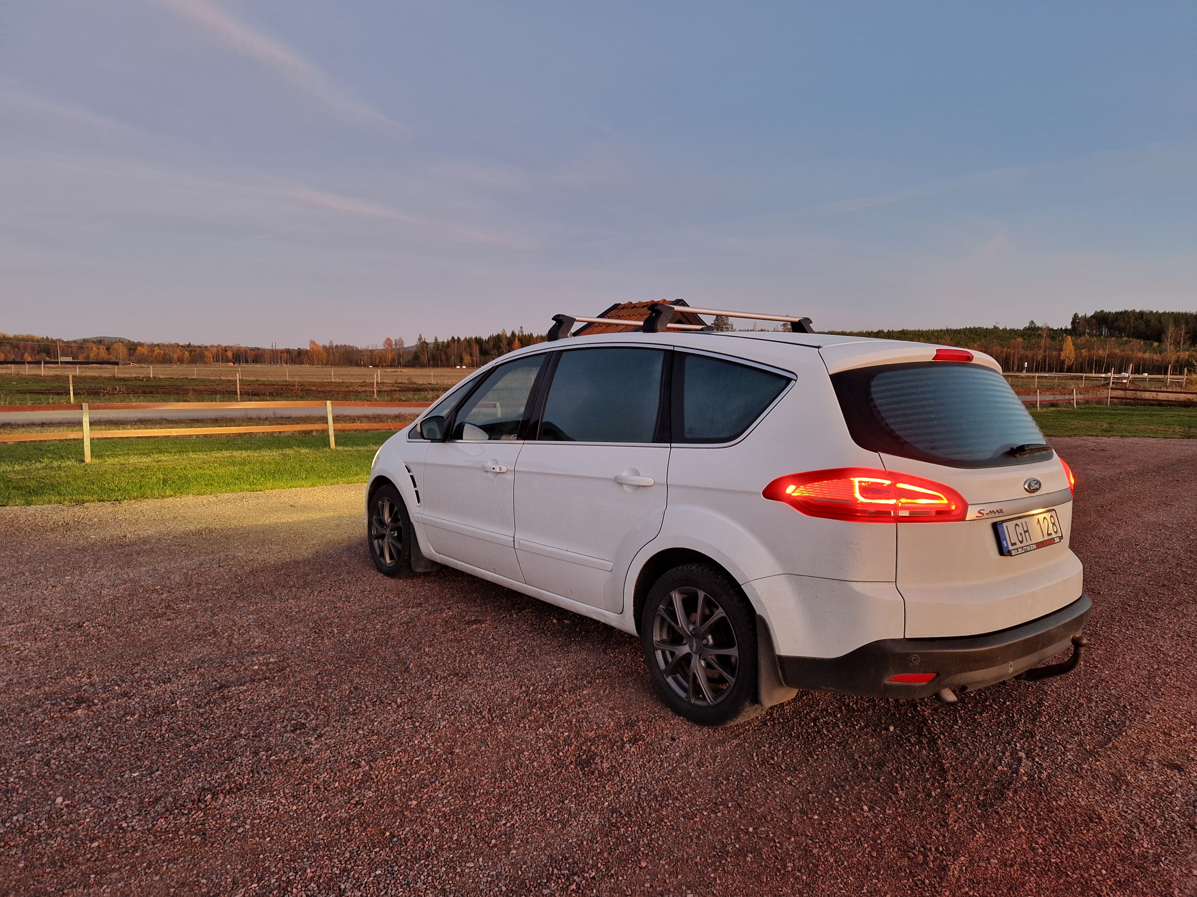 Ford S-MAX 2.0 TDCi 2011, bild 6/6