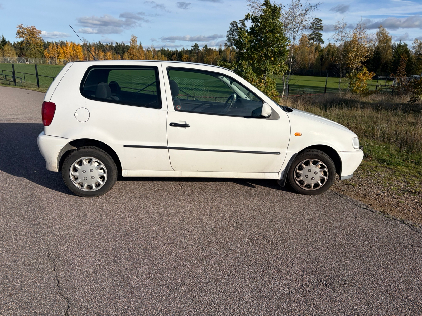 Volkswagen Polo 1995, bild 2/7