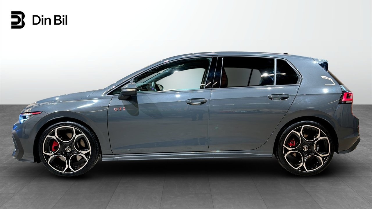 Volkswagen Golf GTI 2026, bild 2/10