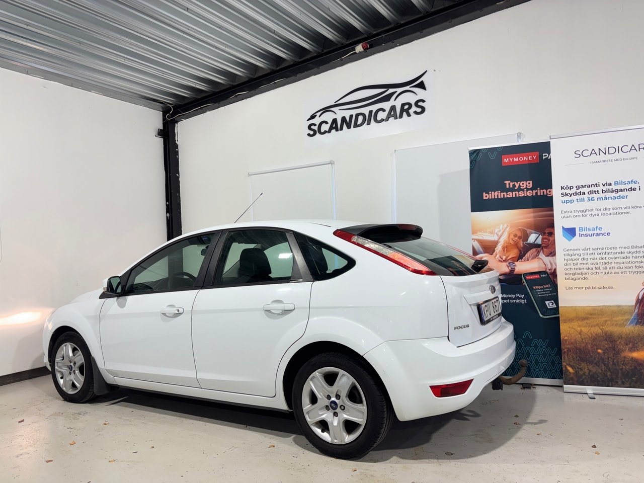 Ford Focus 1.6 TDCi DPF 2010, bild 6/10