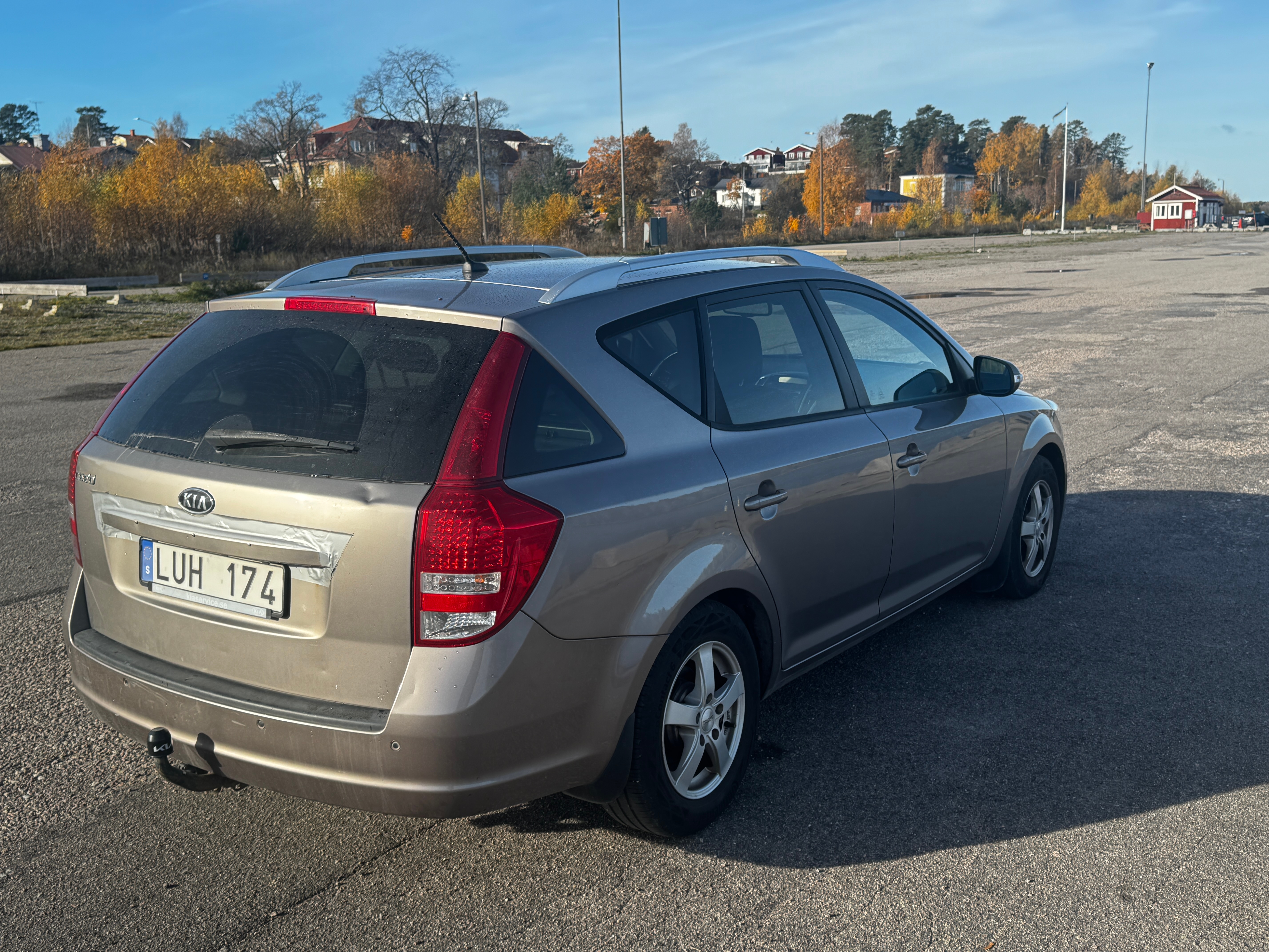 Kia Ceed 1.6 CRDi 128 2012, bild 4/7