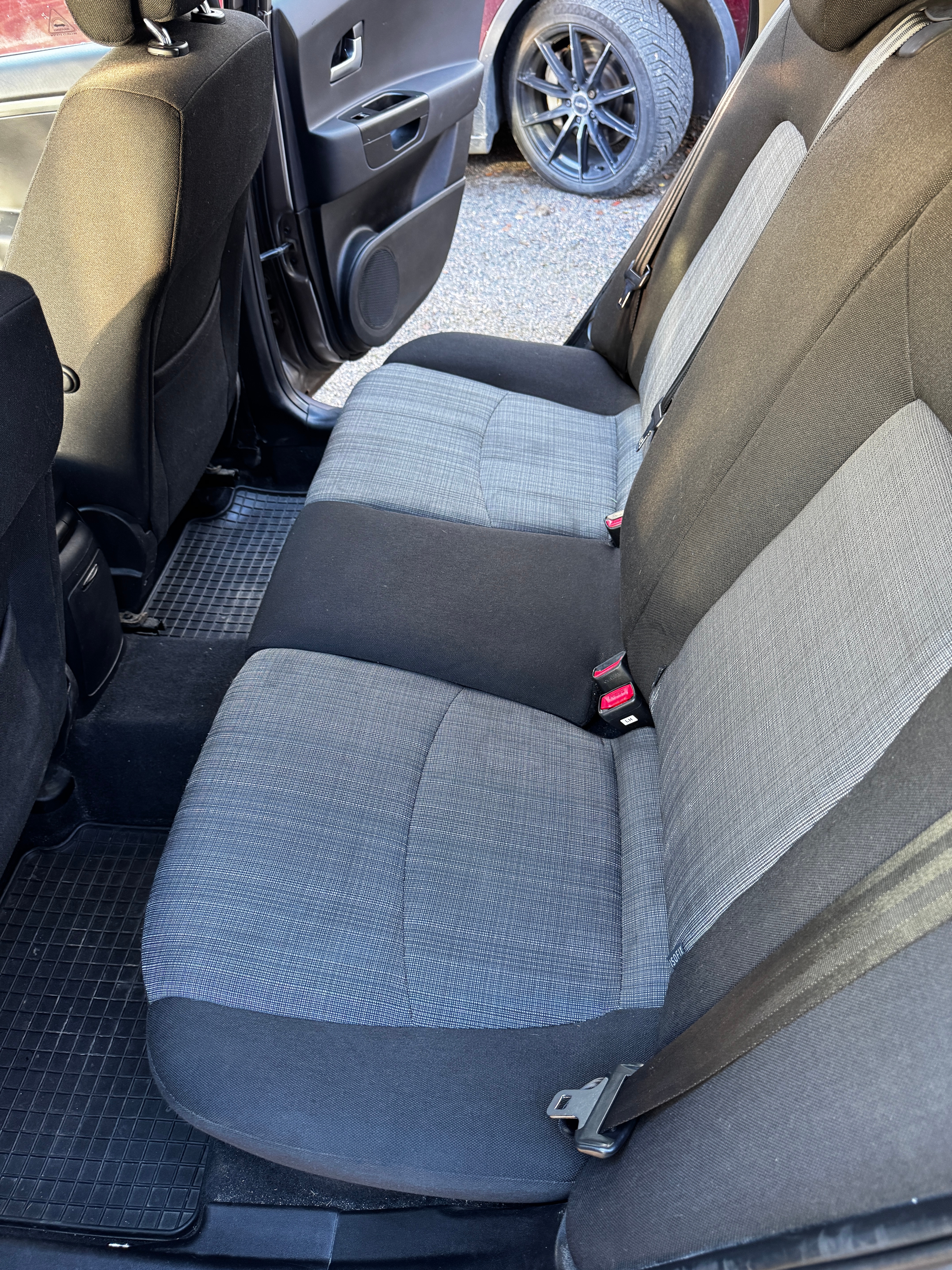 Kia Ceed 1.6 CRDi 128 2012, bild 6/7