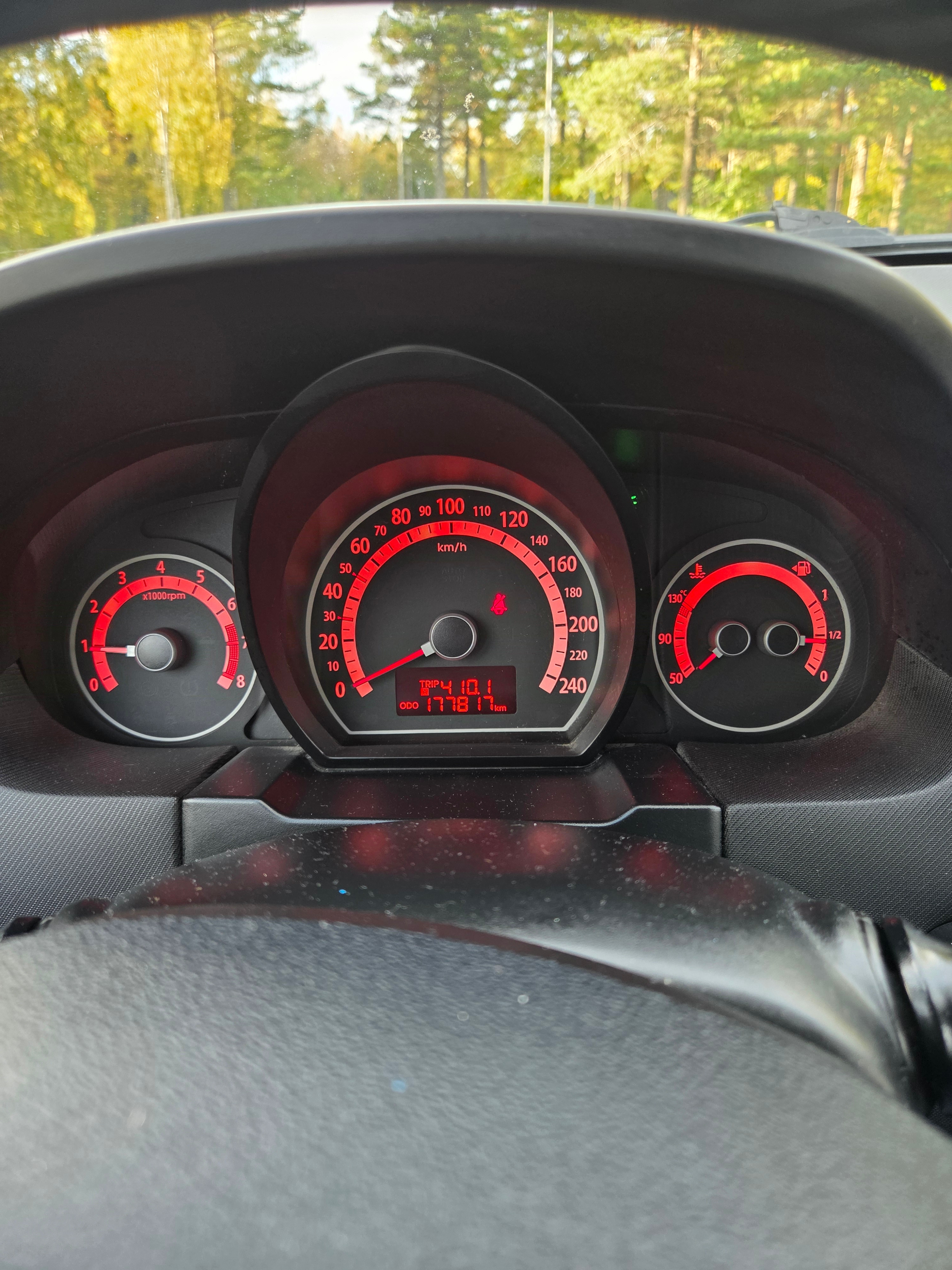 Kia Ceed 1.4 EX 2011, bild 4/6