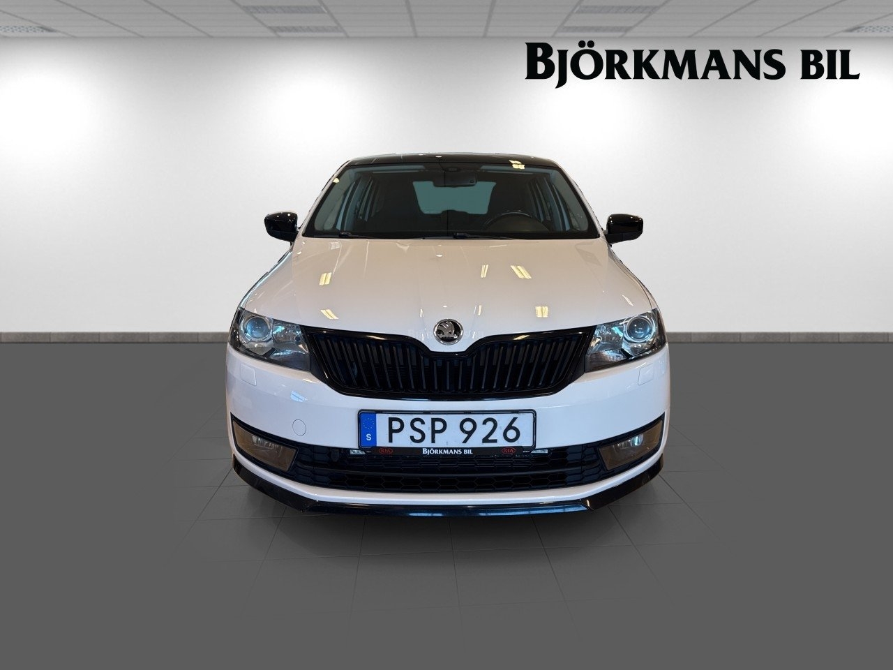 Skoda Rapid 1.2 TSI Monte Carlo 2015, bild 2/10