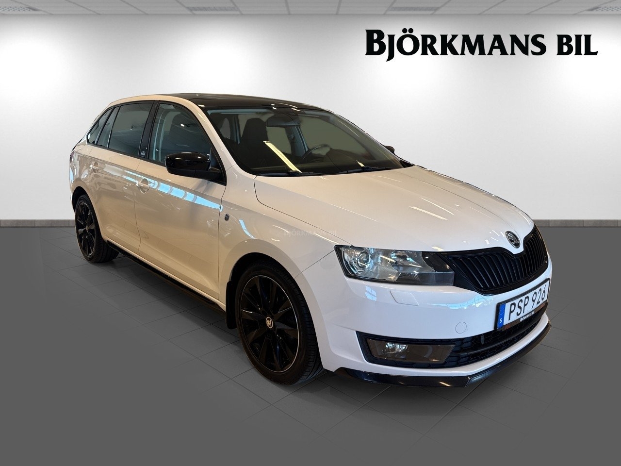 Skoda Rapid 1.2 TSI Monte Carlo 2015, bild 3/10