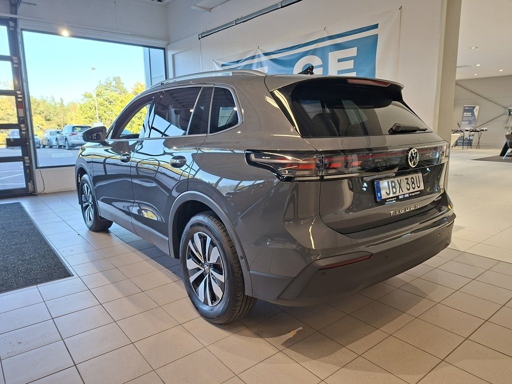 Volkswagen Tiguan 1.5 eHybrid Life 2026, kuva 3/10