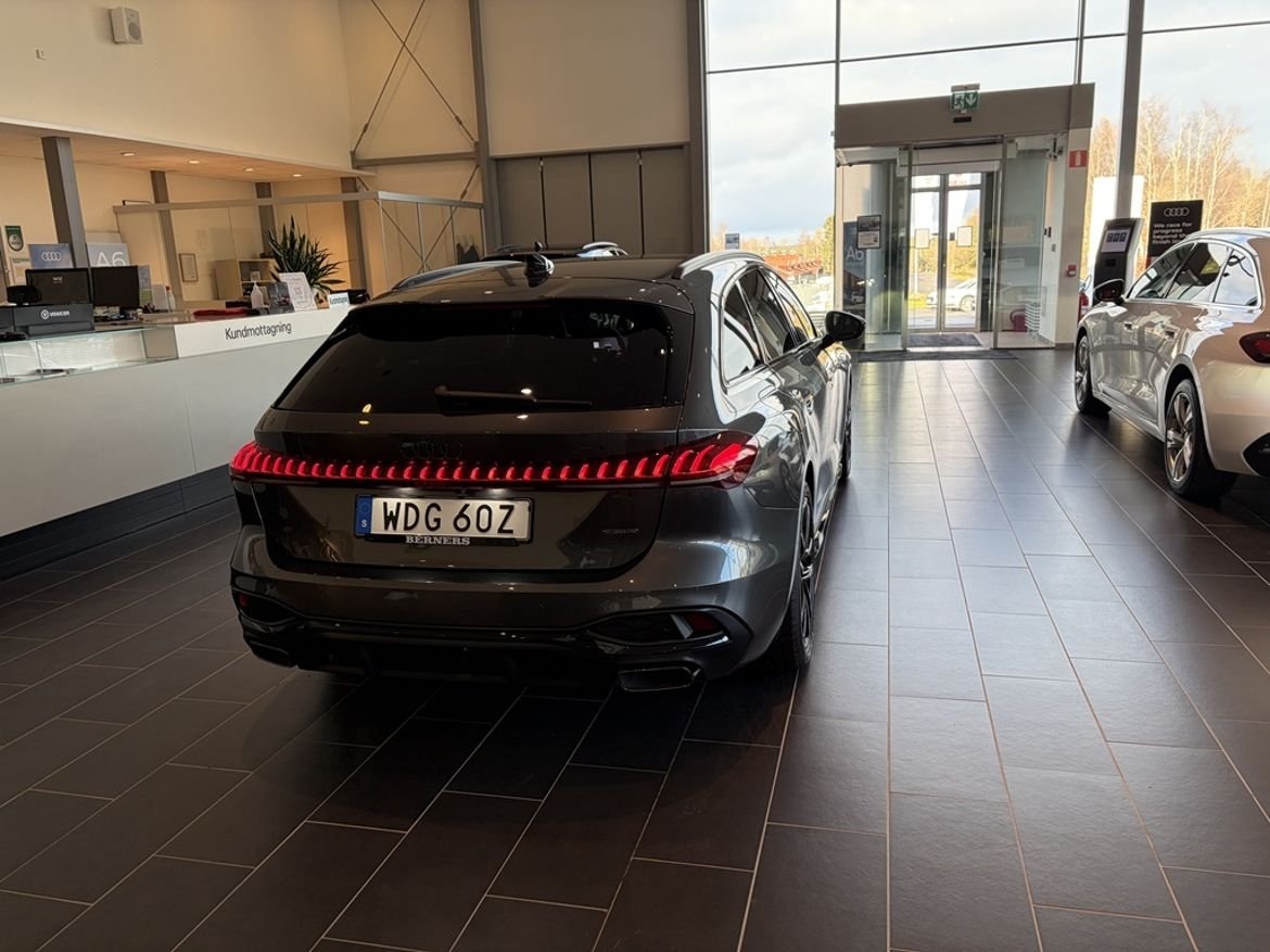 Audi A5 2.0 TFSI e-hybrid S line 2027, bild 3/8