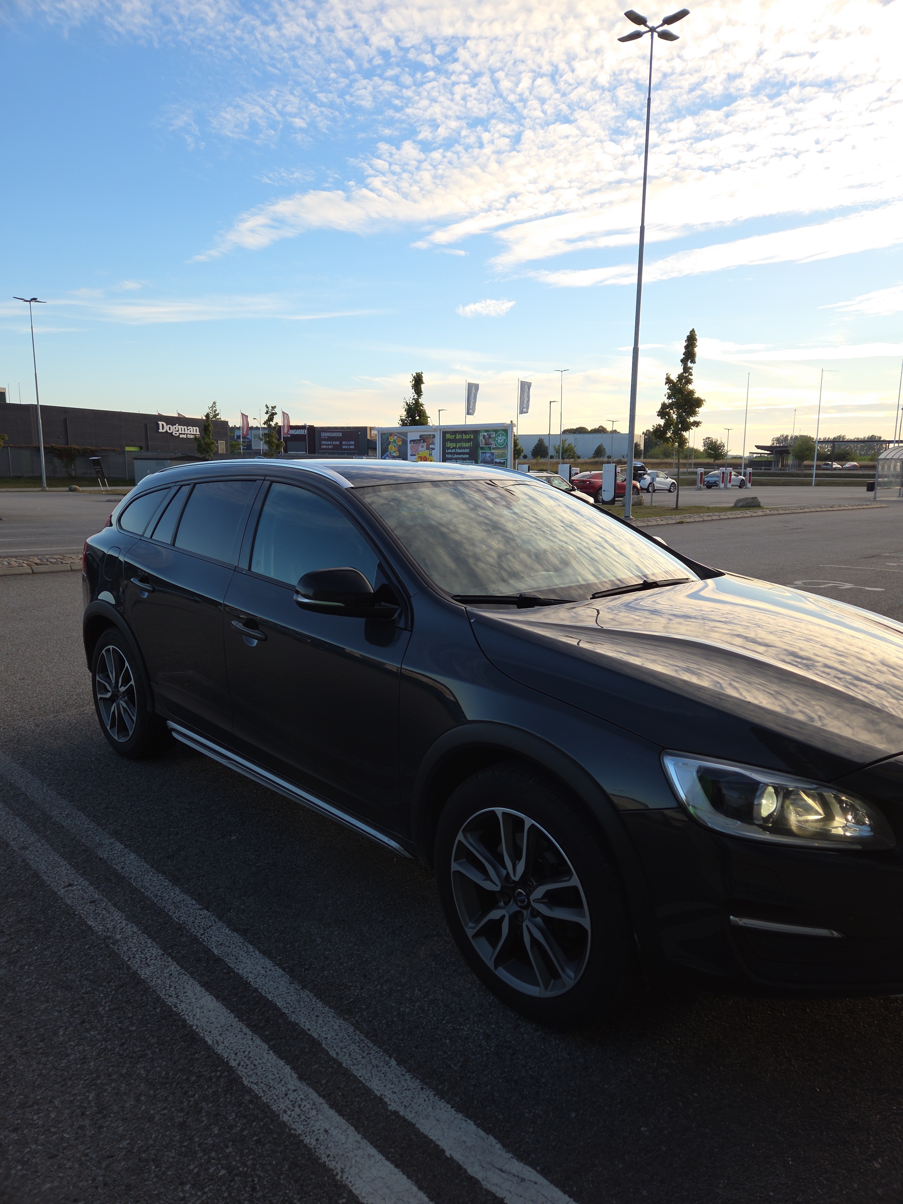 Volvo V60 D4 2017, bild 2/8