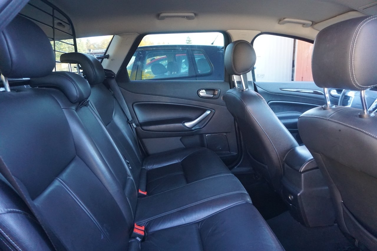 Ford Mondeo 2.0 TDCi DPF Ghia 2008, bild 6/8