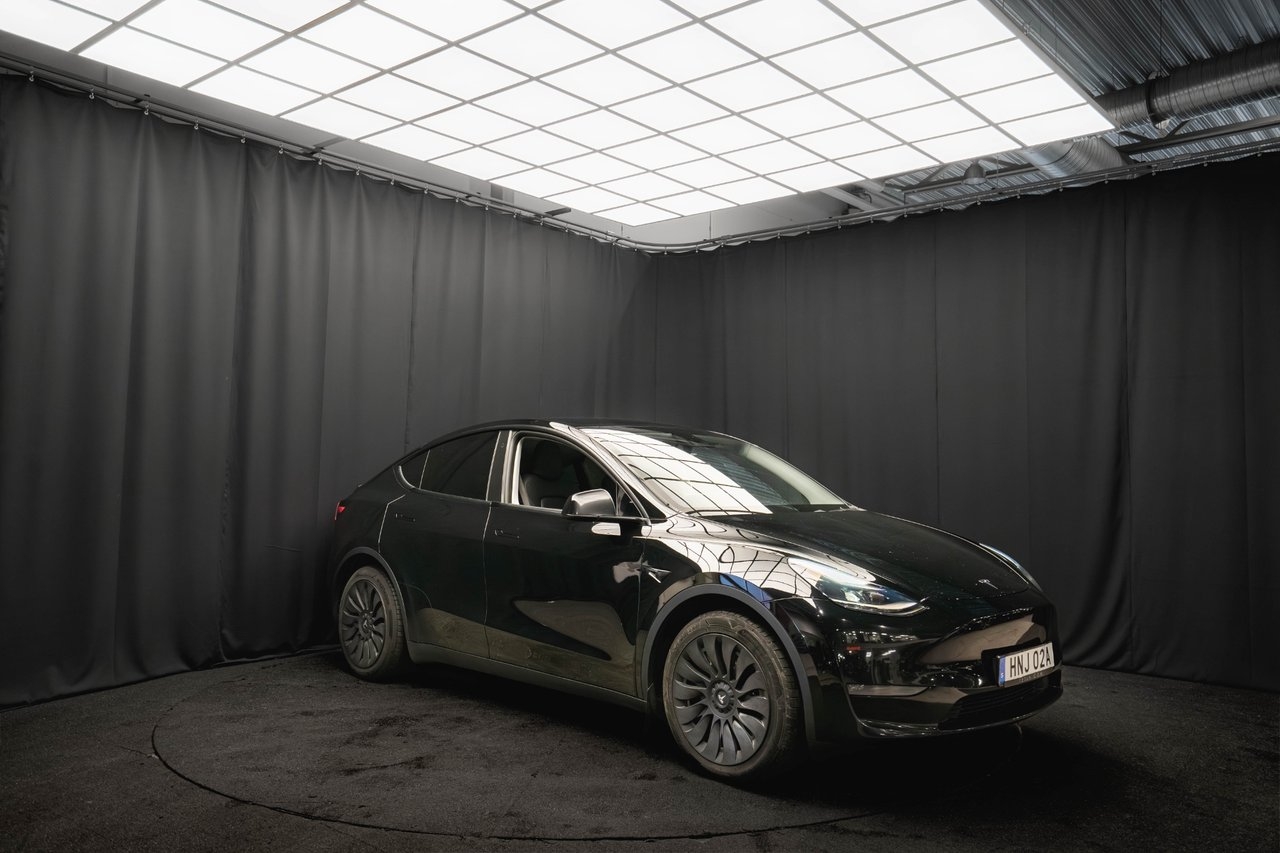 Tesla Model Y 2023, bild 5/10