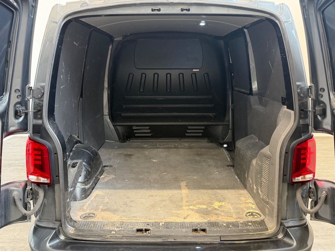 Volkswagen Transporter 2020, bild 7/10