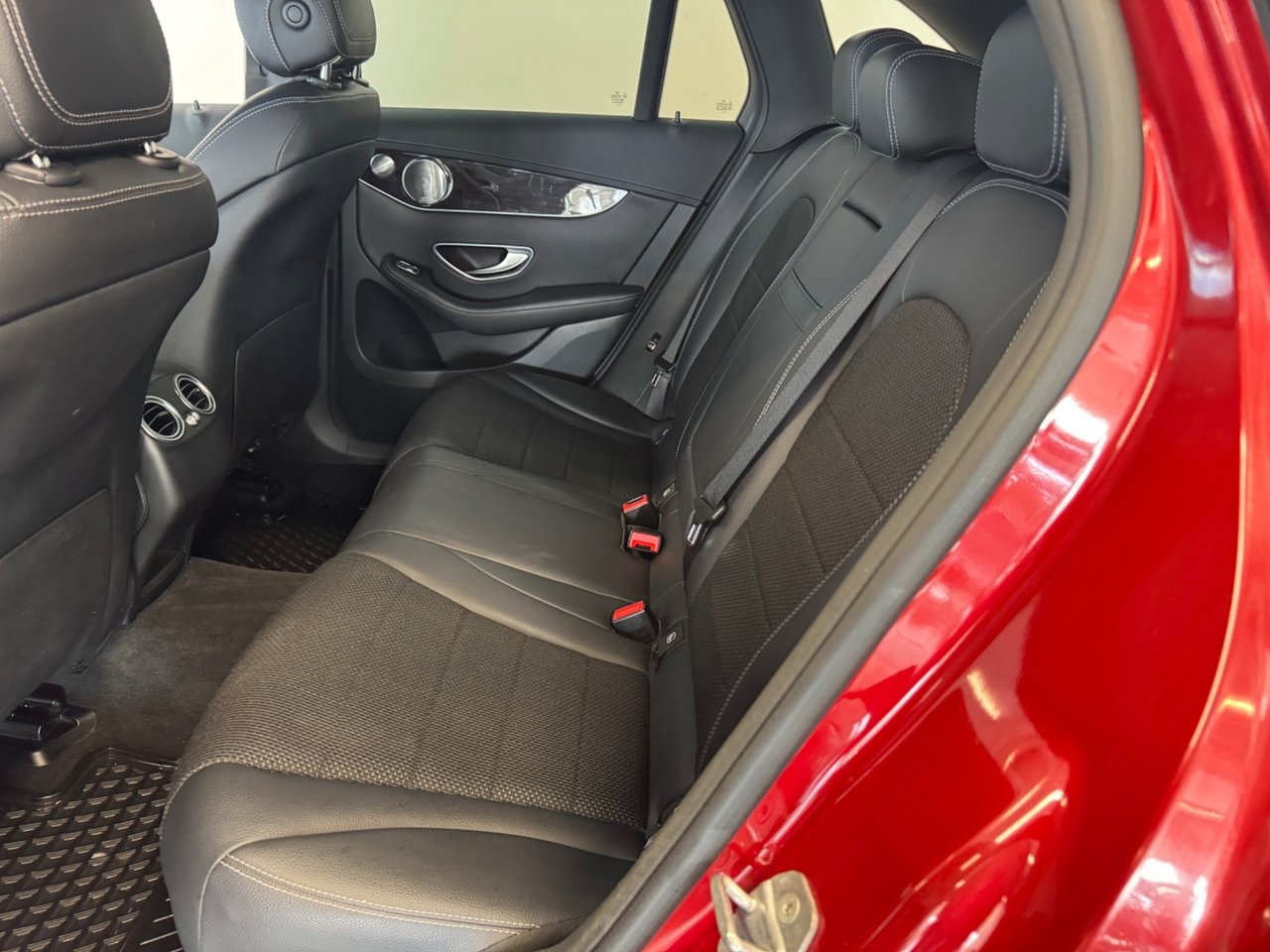 Mercedes-Benz GLC 220 d Exclusive 2016, bild 7/10