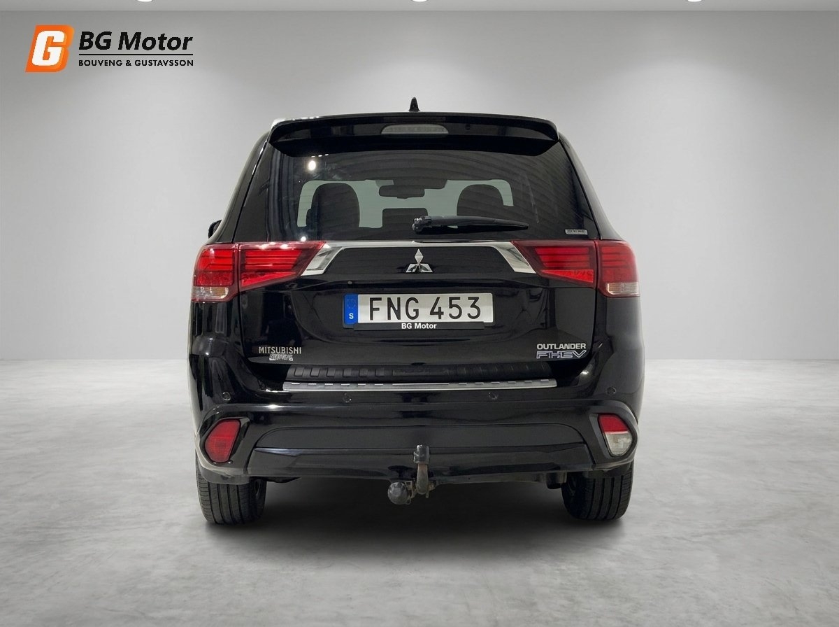 Mitsubishi Outlander 2018, bild 5/10