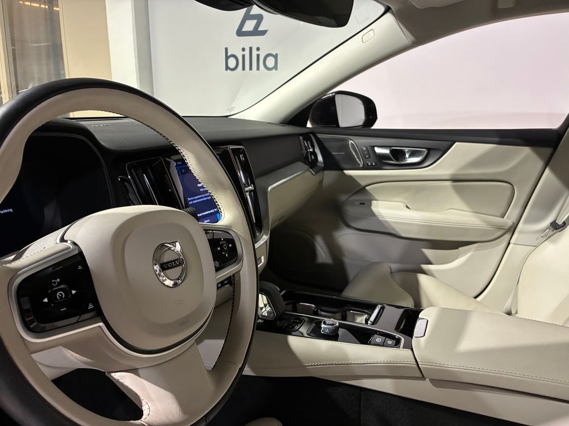 Volvo V60 T6 Plus Dark Nordic 2026, bild 6/10