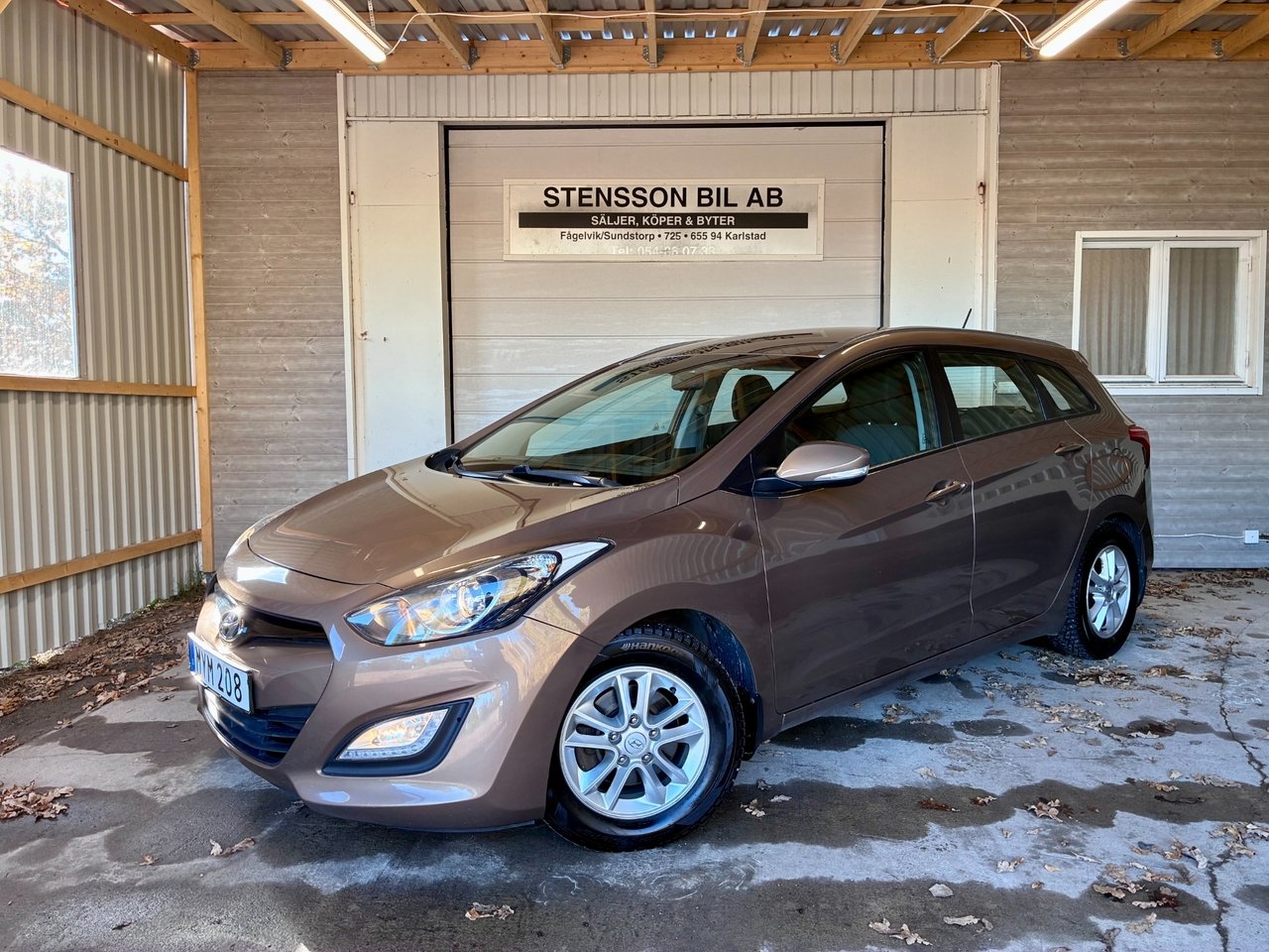 Hyundai i30 1.6 CRDi Business 2013, bild 2/10