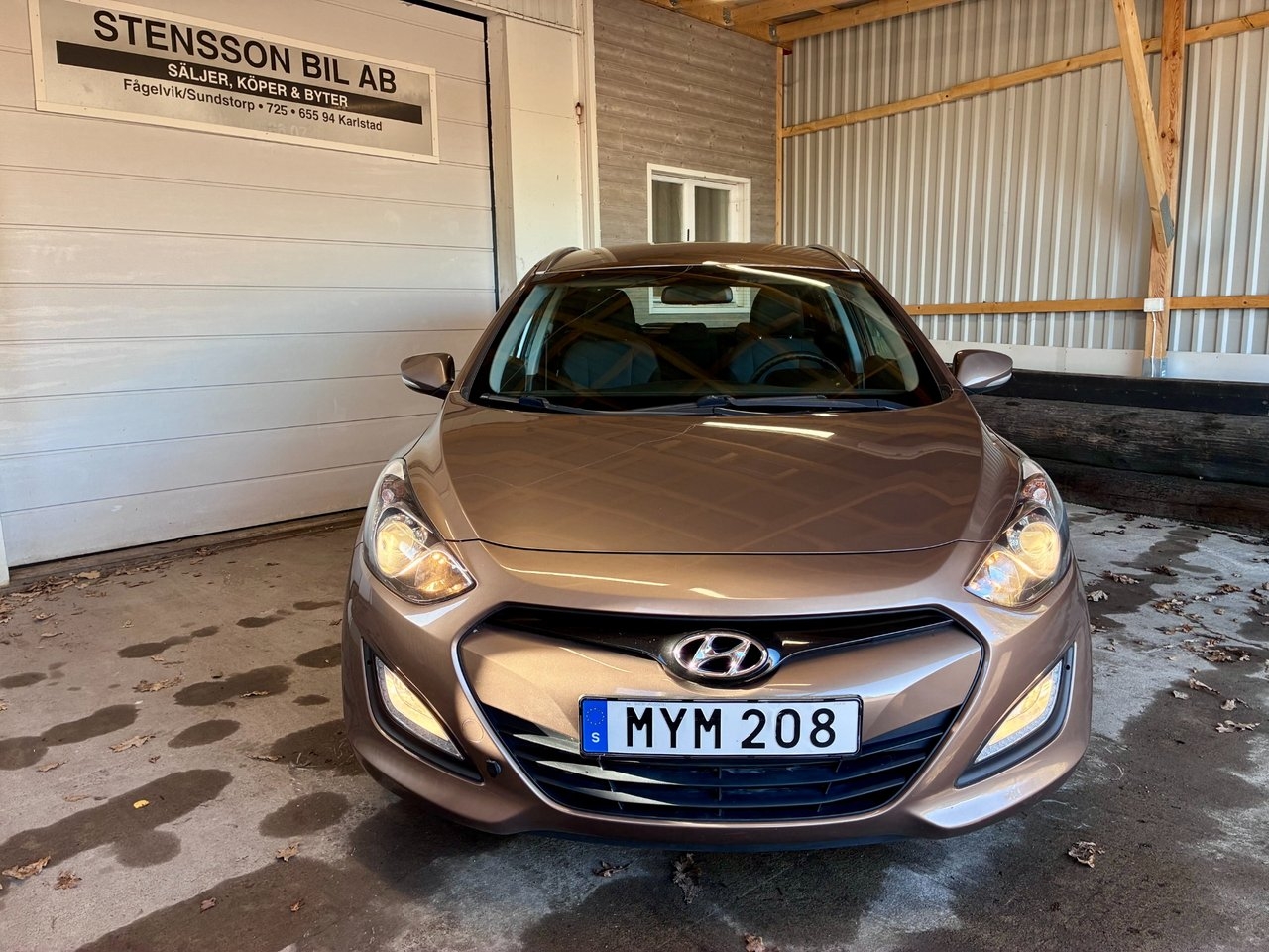 Hyundai i30 1.6 CRDi Business 2013, bild 3/10
