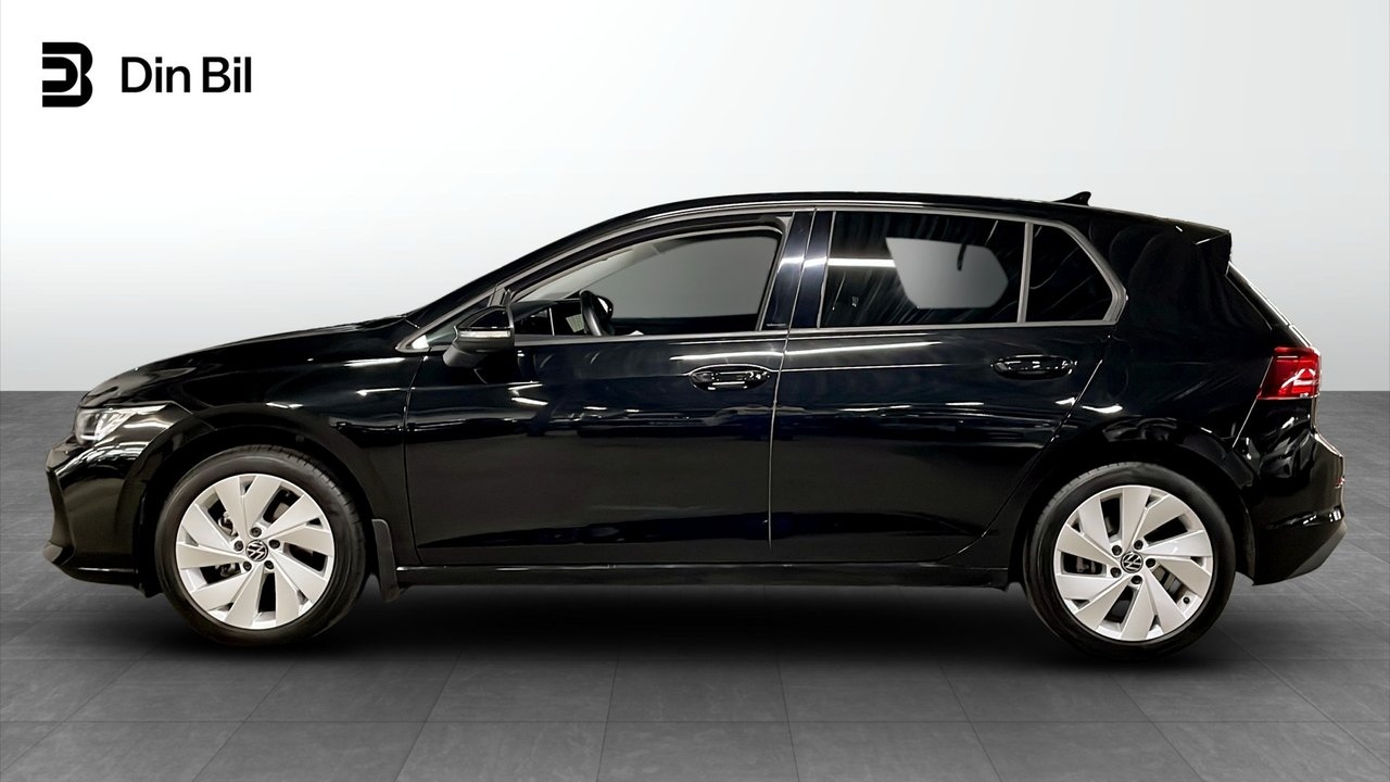 Volkswagen Golf 1.5 eTSI 2026, bild 2/10