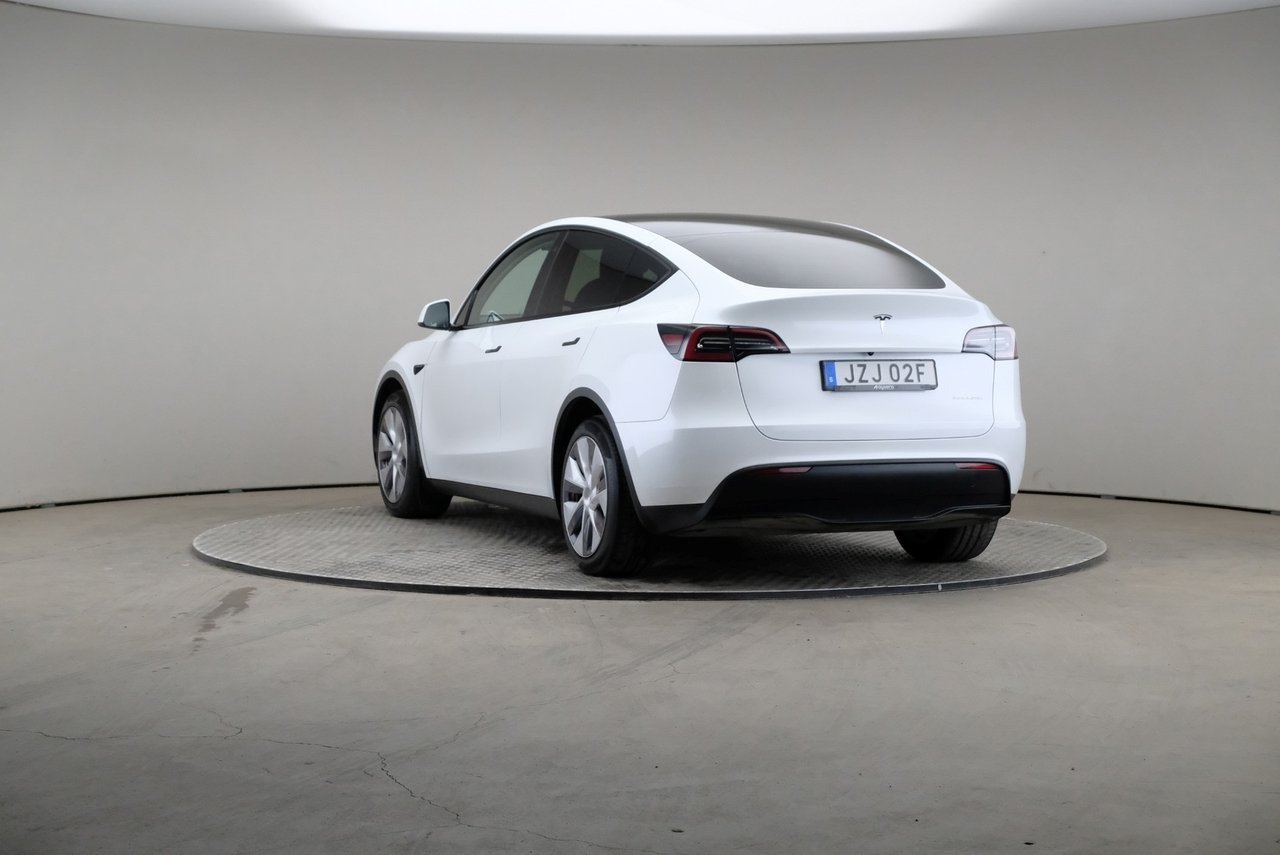 Tesla Model Y 2023, bild 2/10