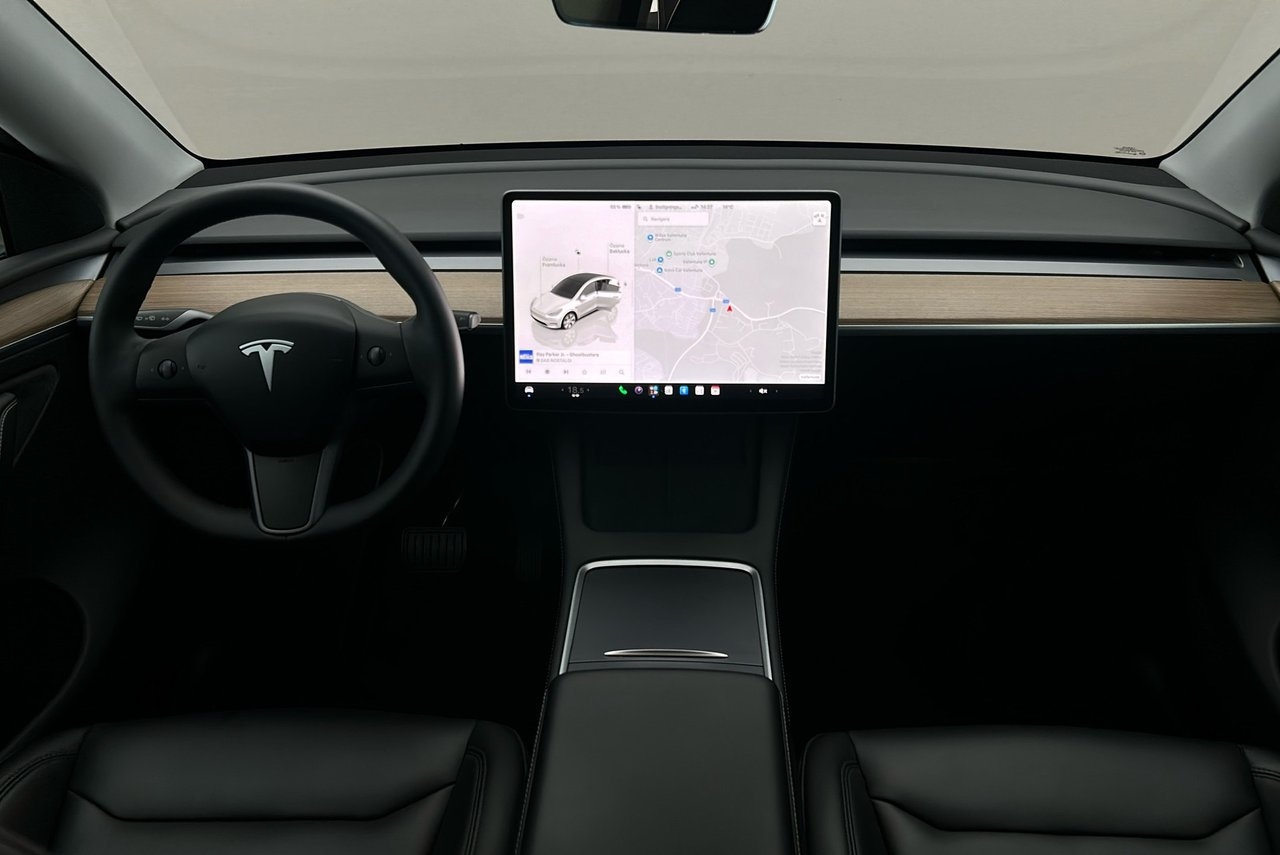 Tesla Model Y 2023, bild 6/10
