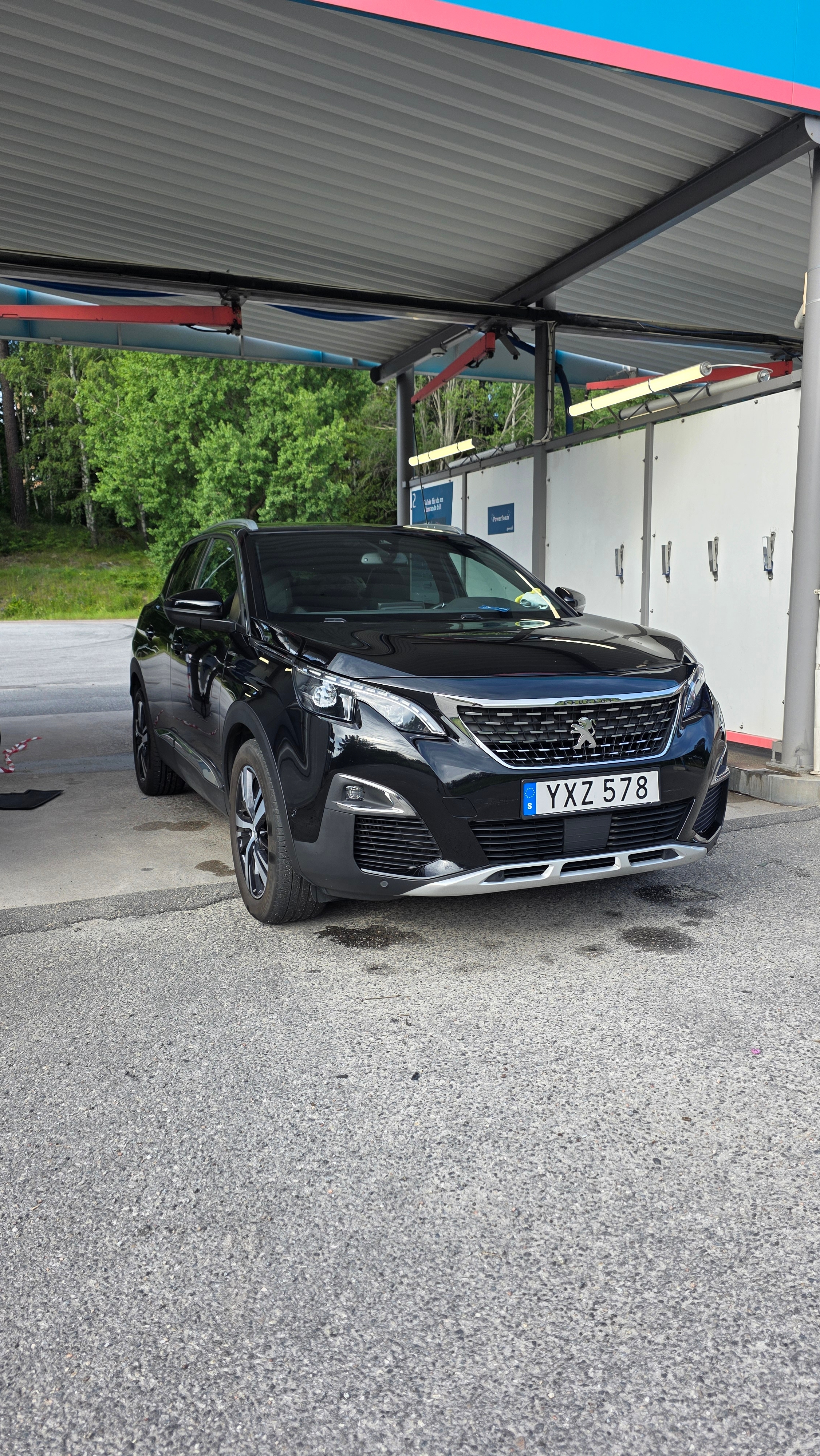 Peugeot 3008 1.2 PureTech 130 2018, bild 2/10