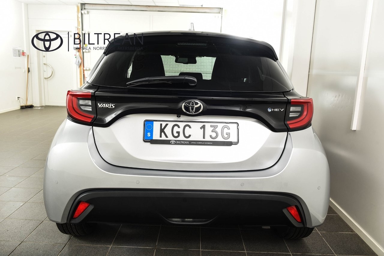 Toyota Yaris 1.5 Hybrid 116 Active Plus 2024, bild 4/10