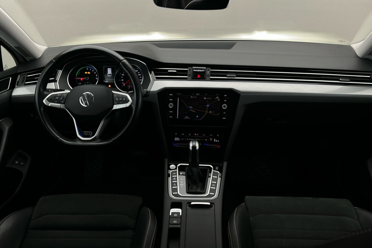 Volkswagen Passat GTE 2022, bild 6/10
