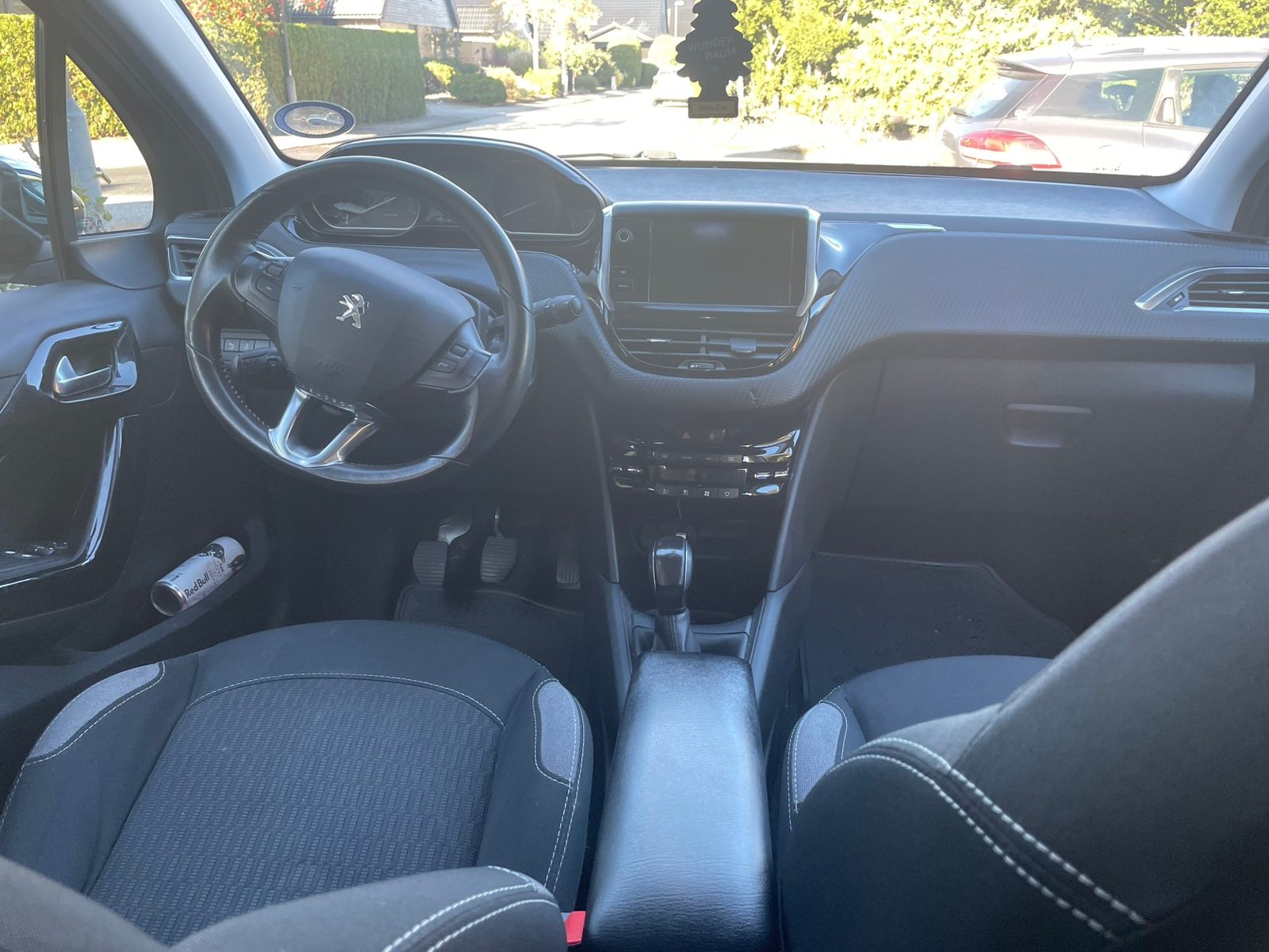 Peugeot 208 1.2 PureTech 82 2016, bild 6/6
