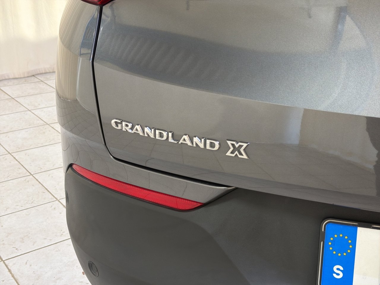 Opel Grandland X 1.6 Diesel 2018, bild 6/10