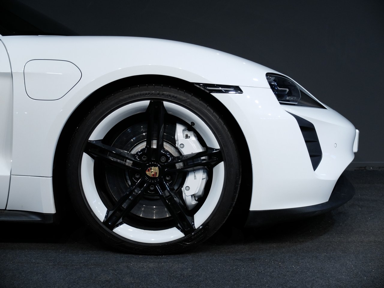 Porsche Taycan Nordic 2023, bild 3/10
