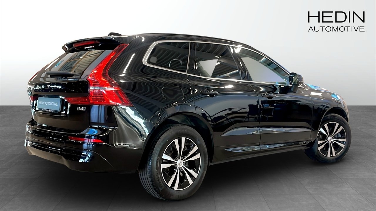 Volvo XC60 B4 Diesel Momentum 2022, bild 2/10