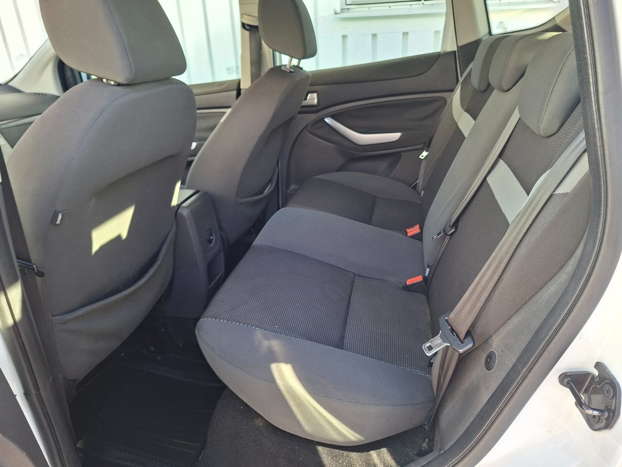 Ford Kuga 2011, bild 7/10