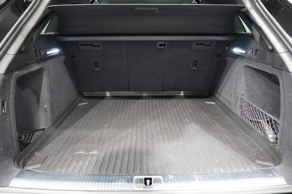 Audi A4 40 TFSI S line 2023, bild 7/10
