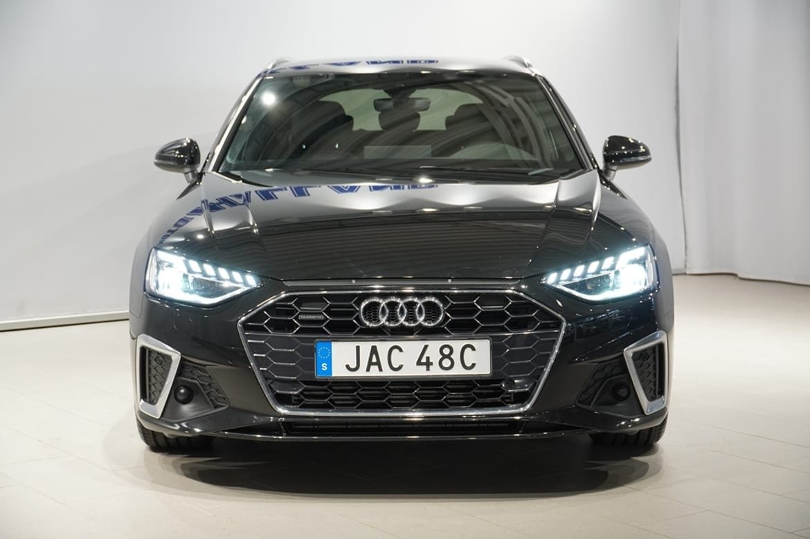 Audi A4 40 TFSI S line 2023, bild 2/10
