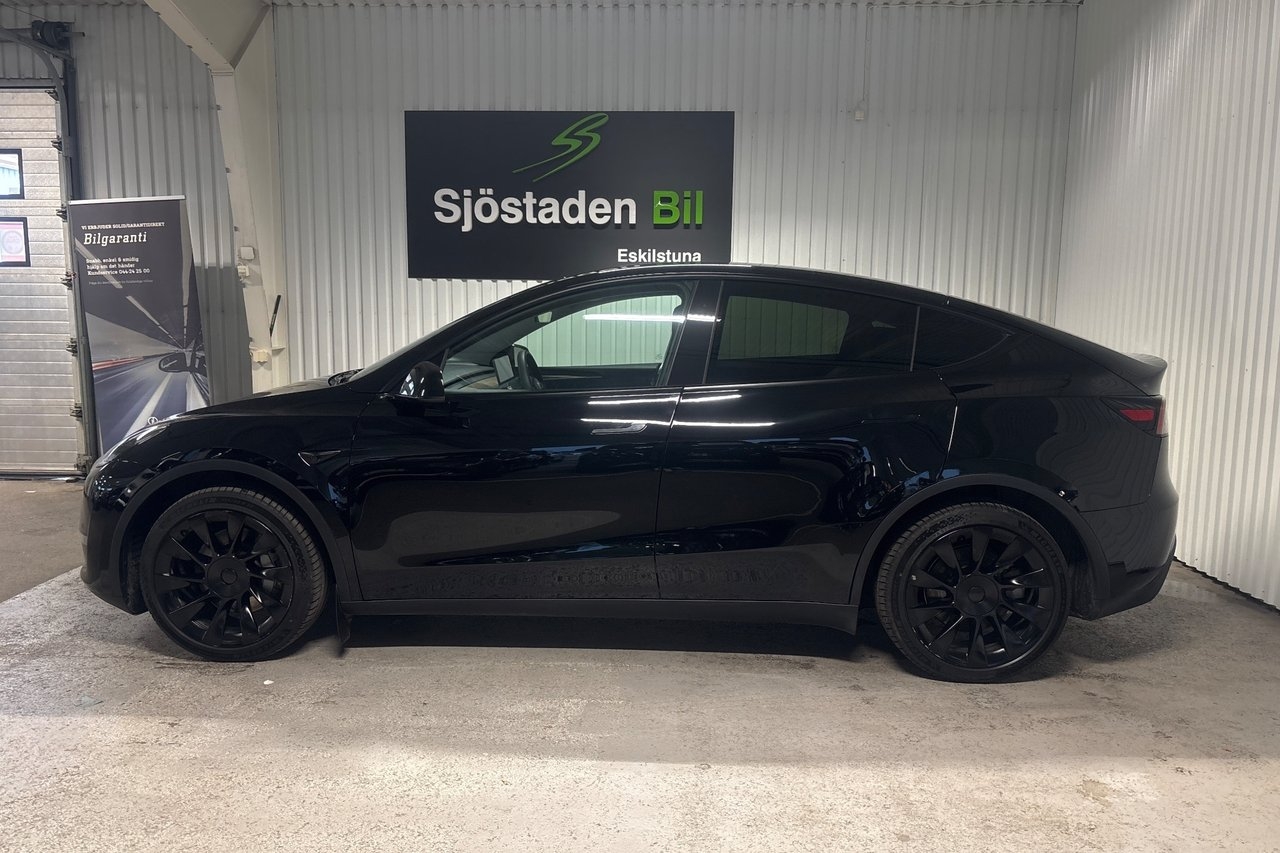 Tesla Model Y 2025, bild 2/10