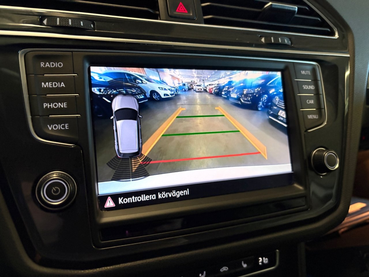Volkswagen Tiguan 2.0 TDI SCR 2017, kuva 7/8
