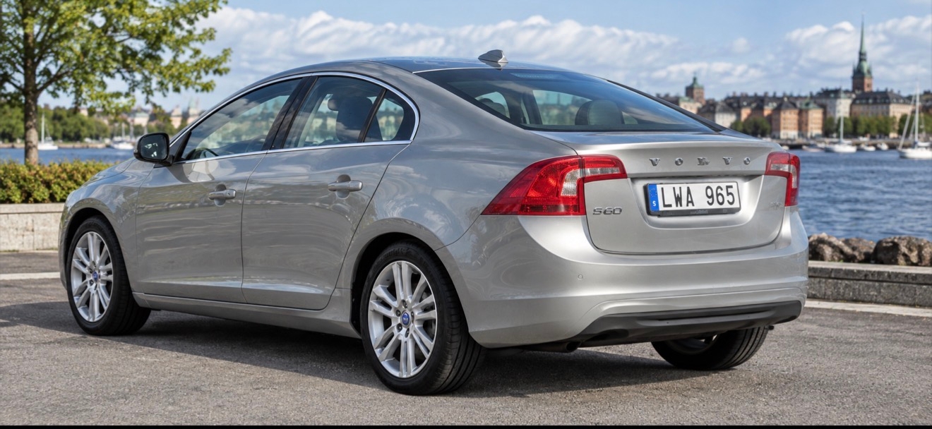 Volvo S60 T3 2012, bild 2/2