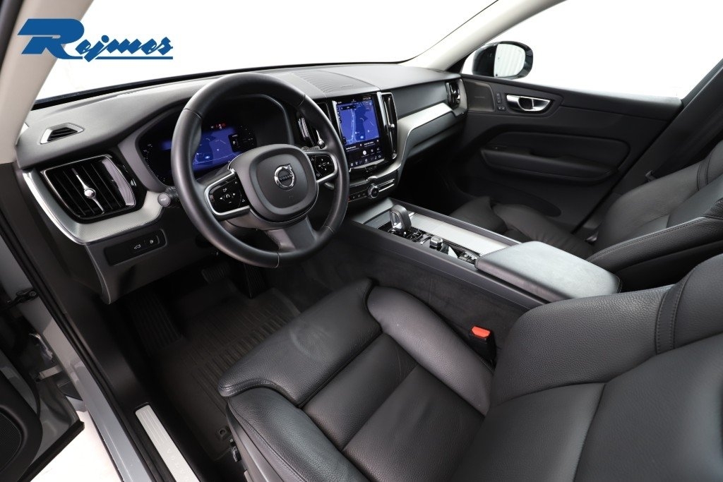 Volvo XC60 Plus Dark Nordic 2025, bild 5/10