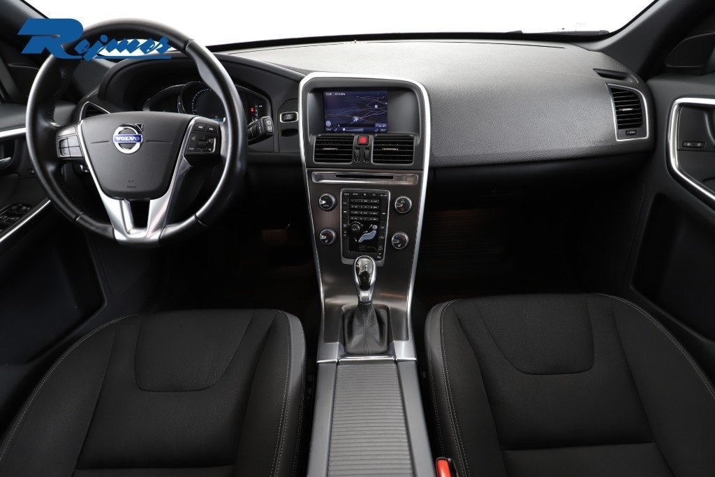 Volvo XC60 D4 Momentum Business Pro 2014, bild 2/10