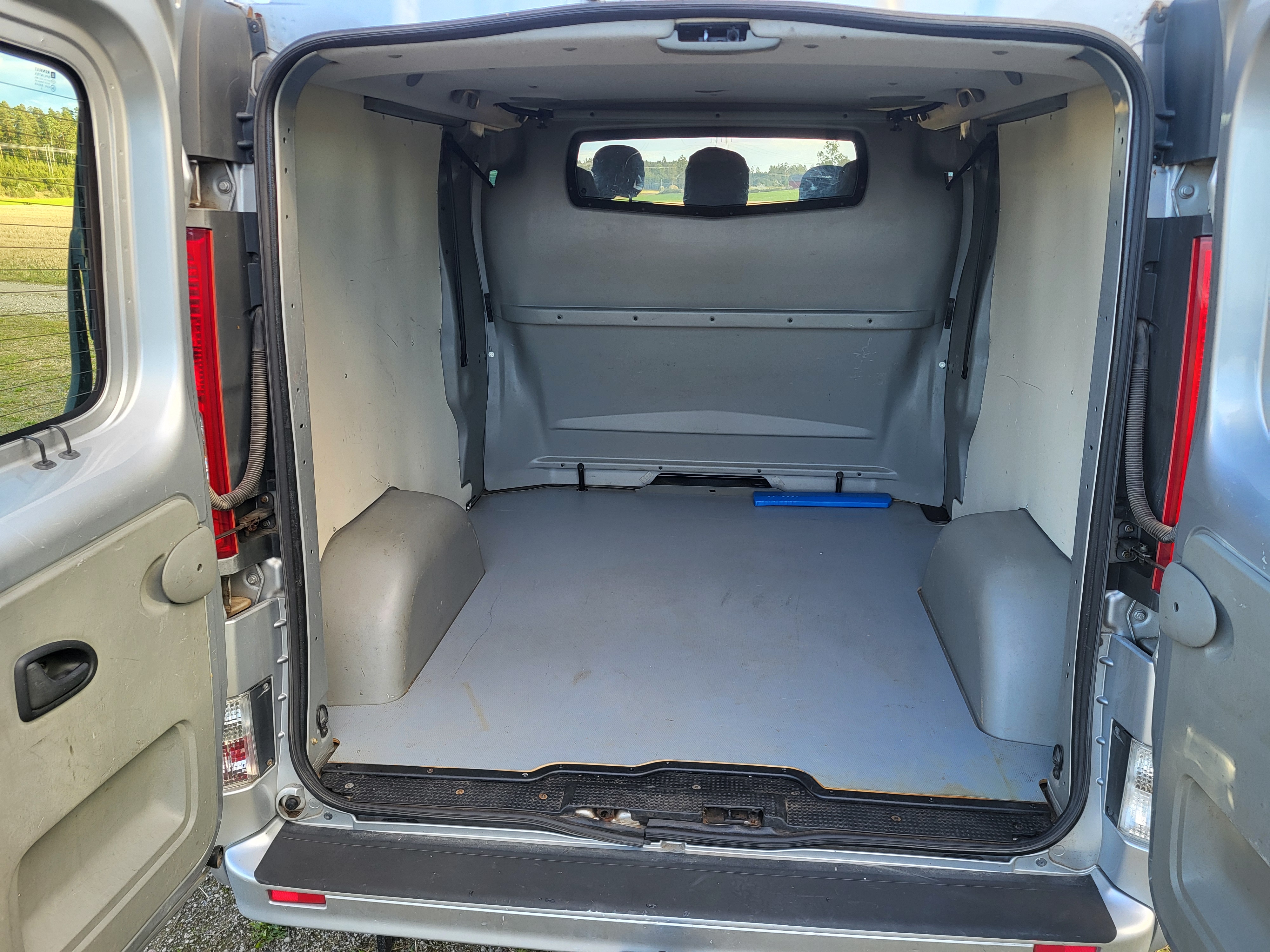 Nissan Primastar 2009, bild 6/9