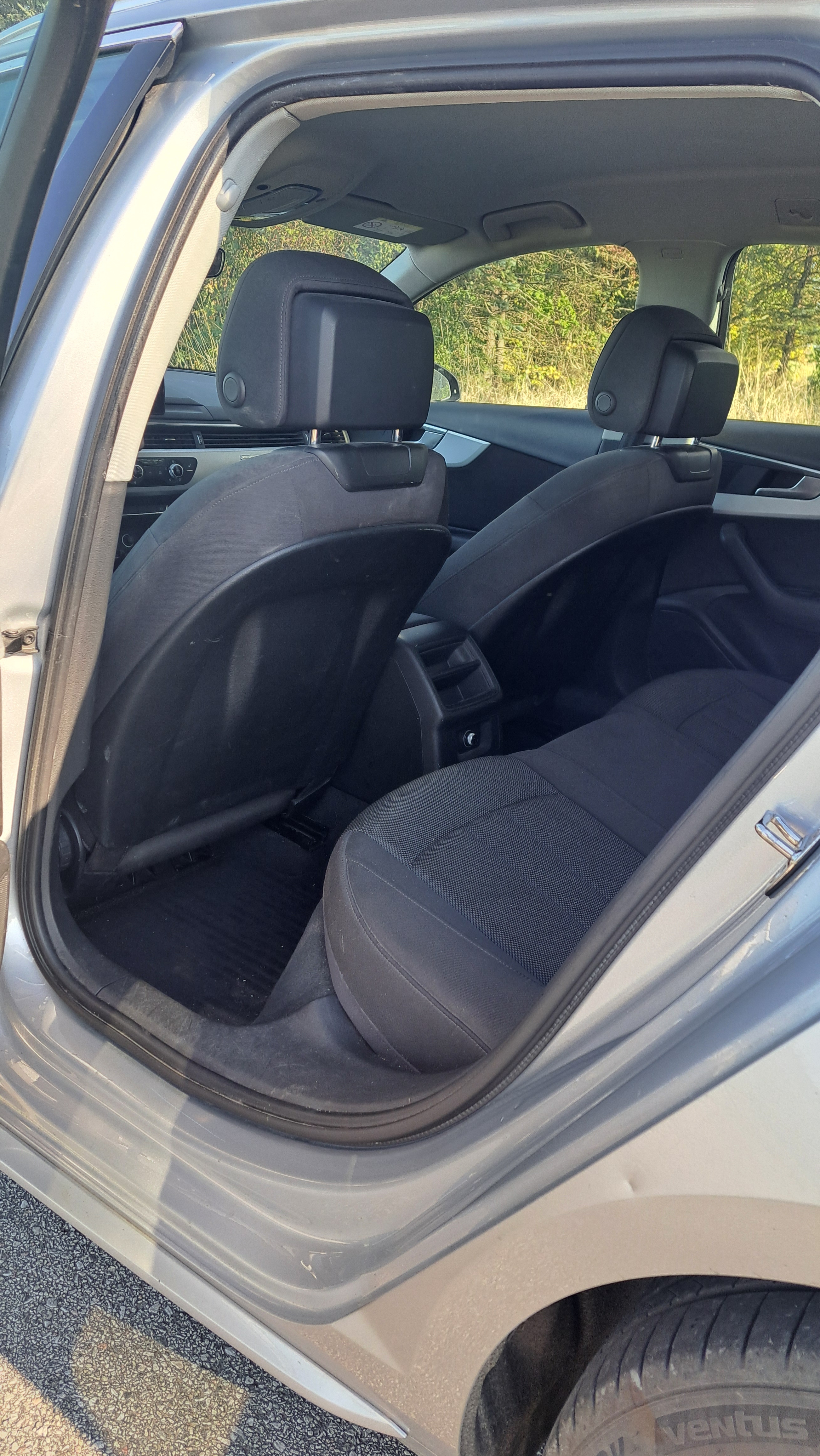 Audi A4 2.0 TDI 2017, bild 6/6