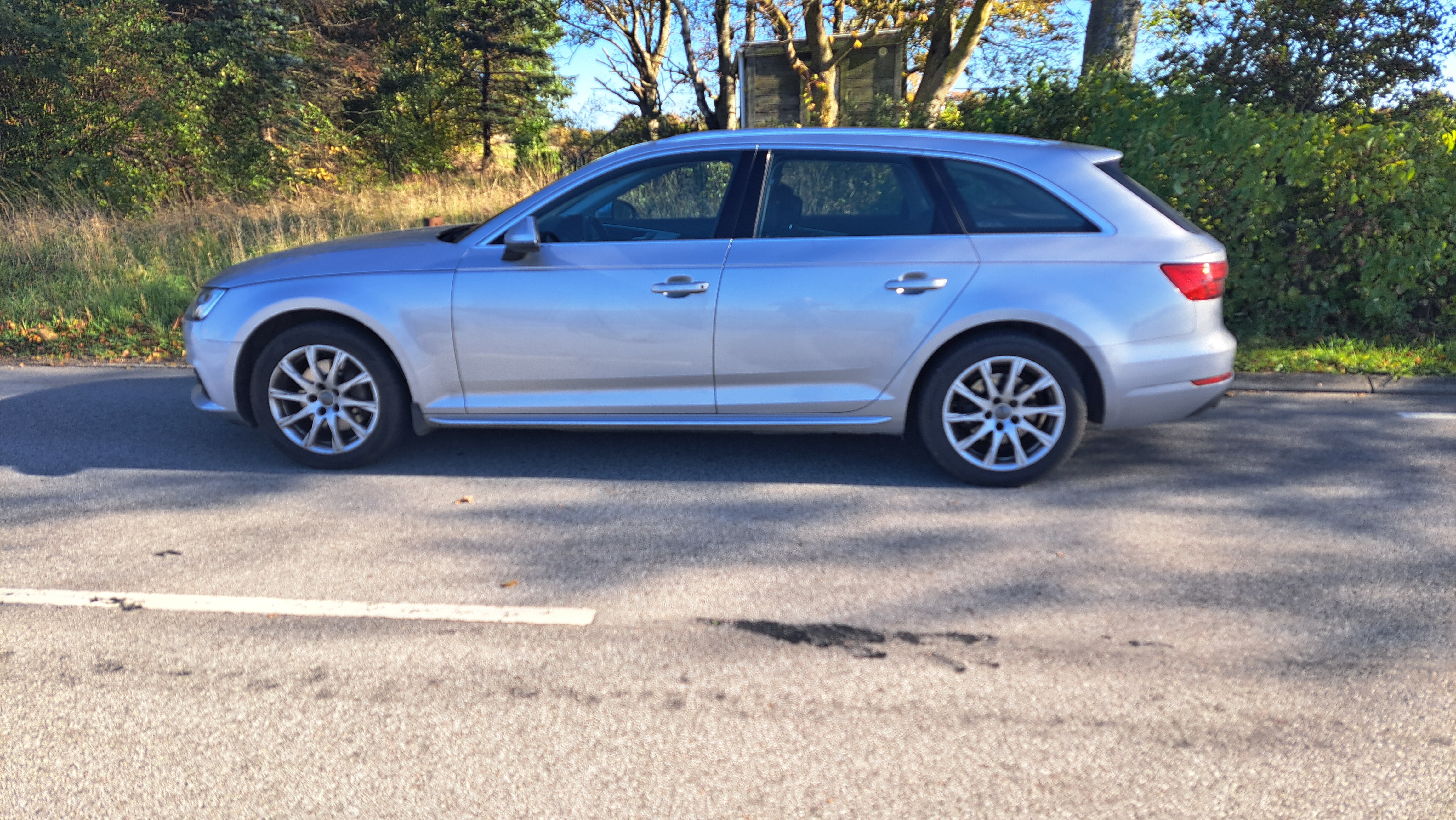 Audi A4 2.0 TDI 2017, bild 2/6