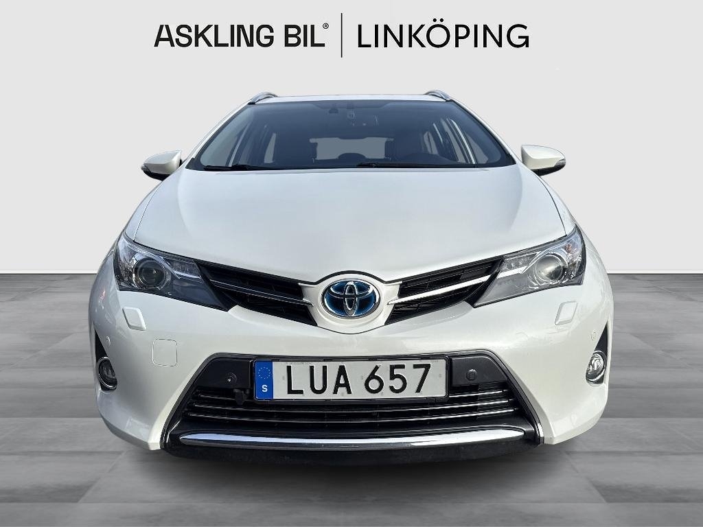 Toyota Auris 1.8 Hybrid Executive 2015, bild 5/10