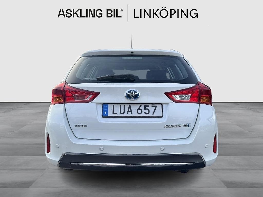 Toyota Auris 1.8 Hybrid Executive 2015, bild 4/10