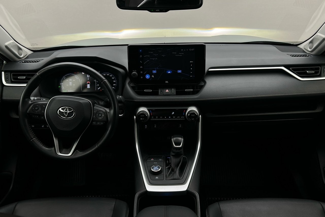 Toyota RAV4 2.5 Hybrid Executive 2023, bild 3/3