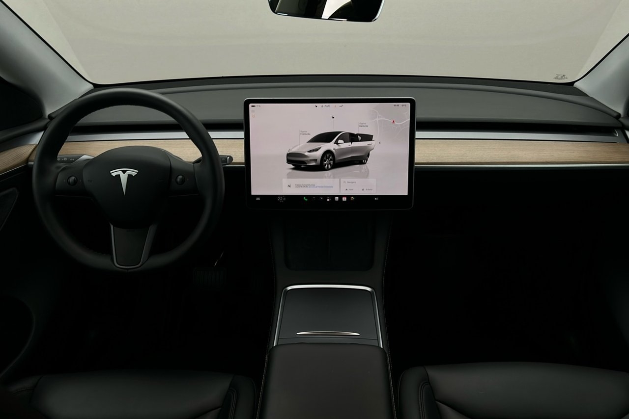 Tesla Model Y 2023, bild 3/3