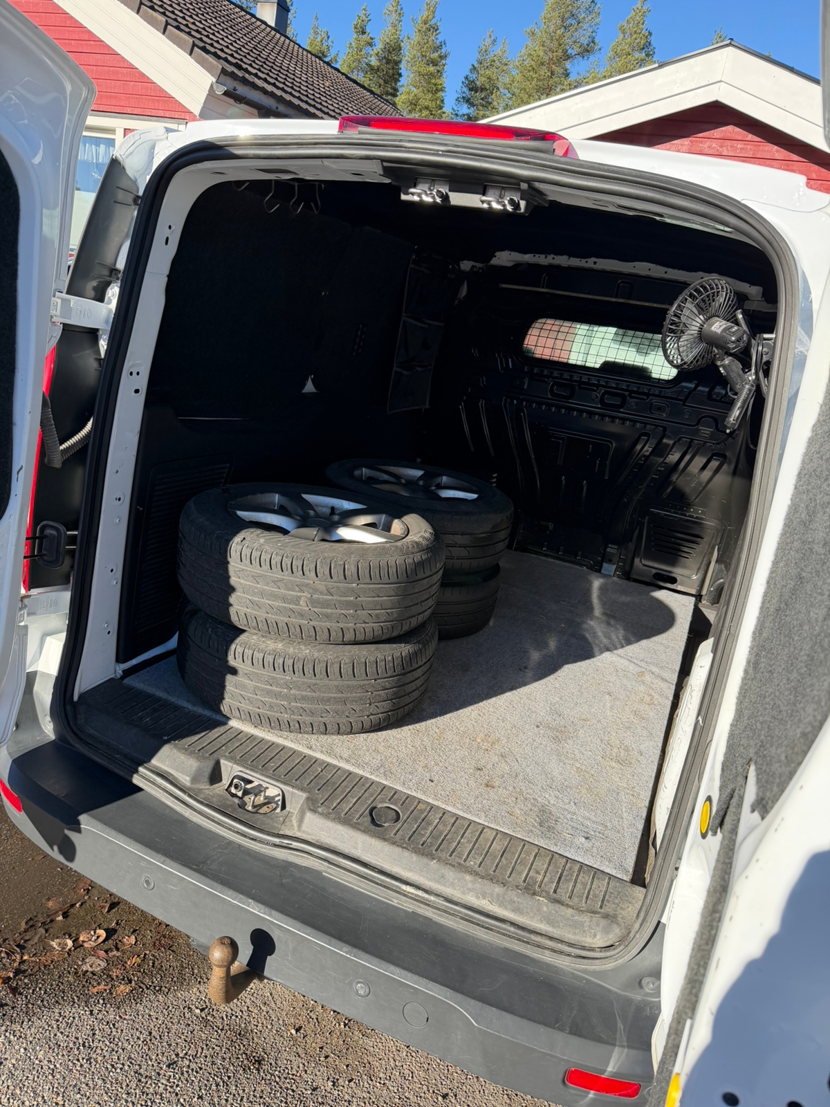 Ford Transit Connect 2015, bild 5/7