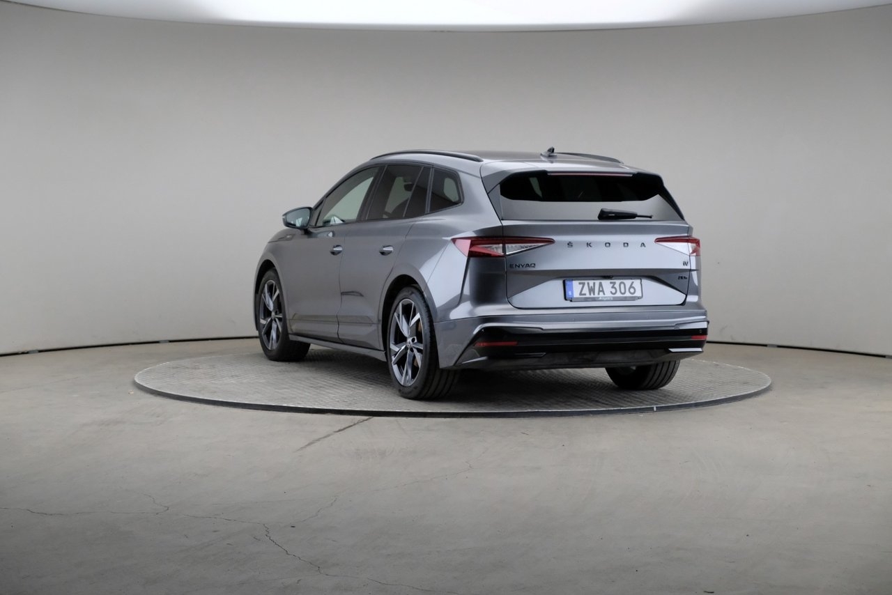 Skoda Enyaq 80x Sportline 2023, bild 2/3