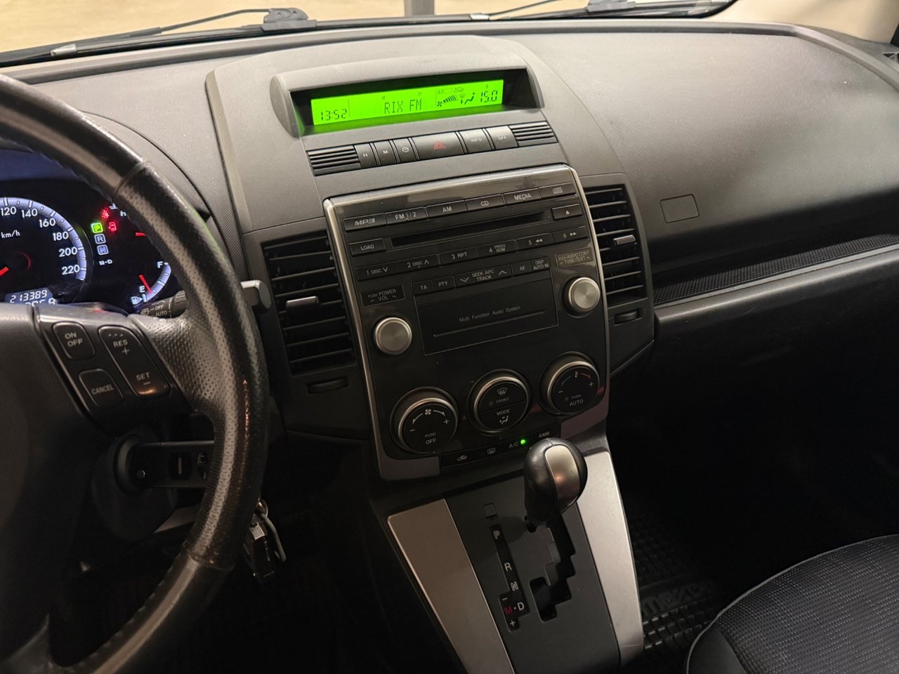 Mazda 5 2.0 2009, bild 7/10